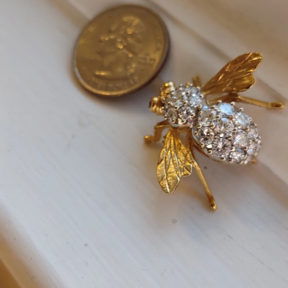 Diamond Bee pin brooch Ruby eyes, 18k yellow gold, Herbert Rosenthal Natural